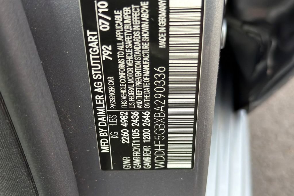 Used 2011 Mercedes-Benz E 350 Sedan image 24