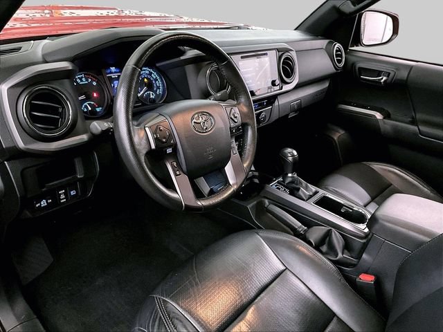 Used 2019 Toyota Tacoma TRD Sport AWD/4WD image 12