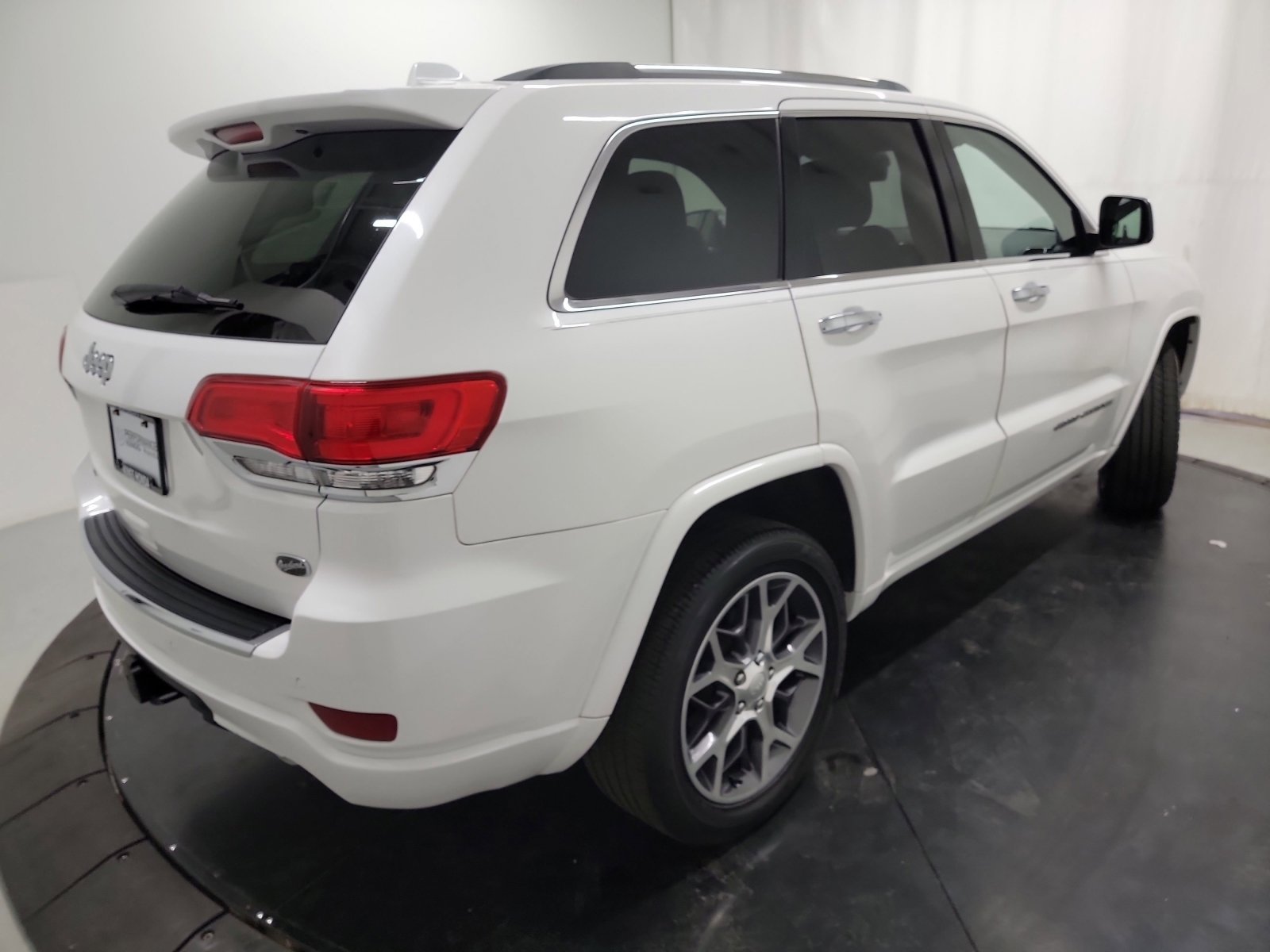 Used 2021 Jeep Grand Cherokee Overland image 9
