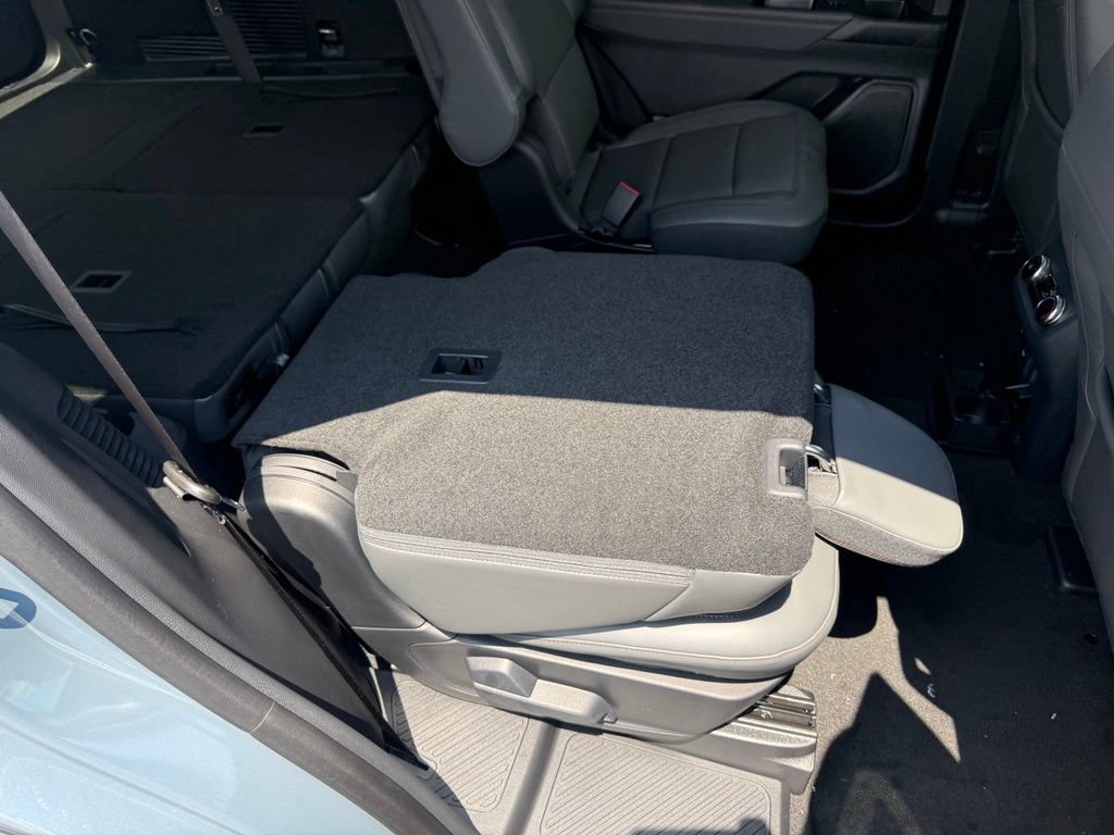 New 2026 Ford Explorer Active w/ Active Comfort Package AWD/4WD image 55