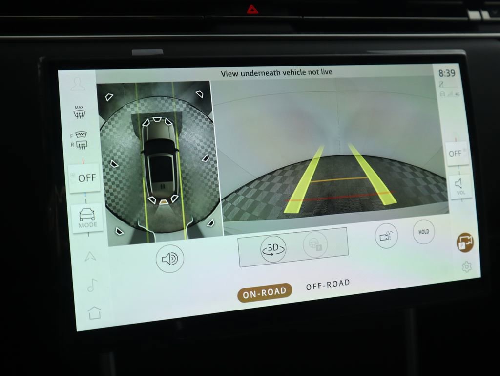 New 2026 Land Rover Range Rover SE image 17