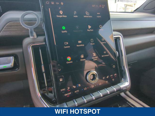 Used 2026 GMC Yukon Denali Ultimate w/ LPO, Floor Liner Package AWD/4WD image 16