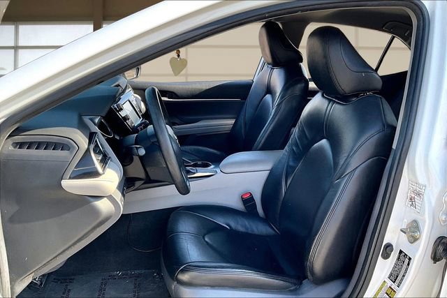 Used 2019 Toyota Camry LE image 25