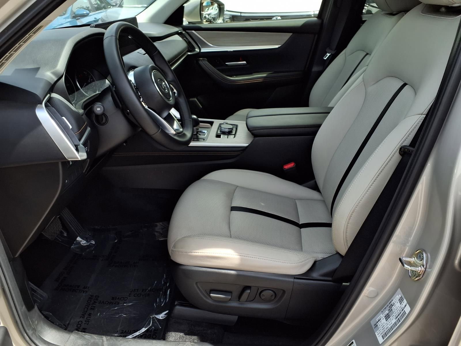 Used 2025 MAZDA CX-90 3.3 Turbo w/ Preferred Package image 15