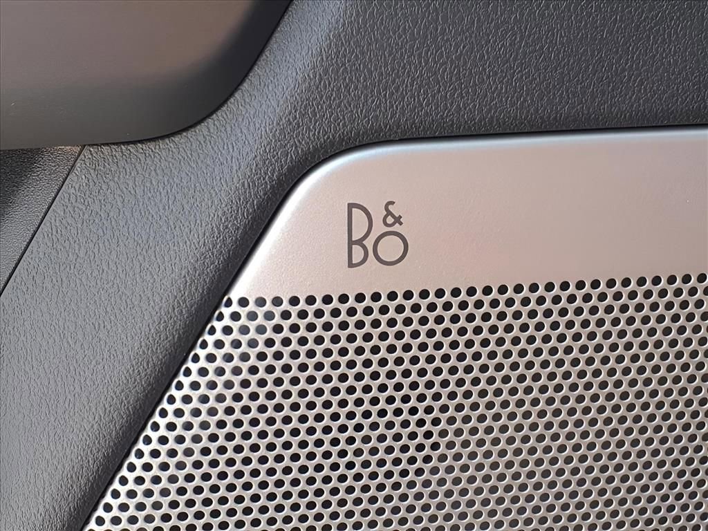 New 2026 Ford F250 Lariat w/ Black Appearance Package image 20