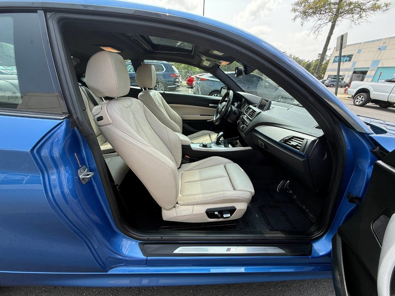 Used 2017 BMW 230i xDrive Coupe image 25