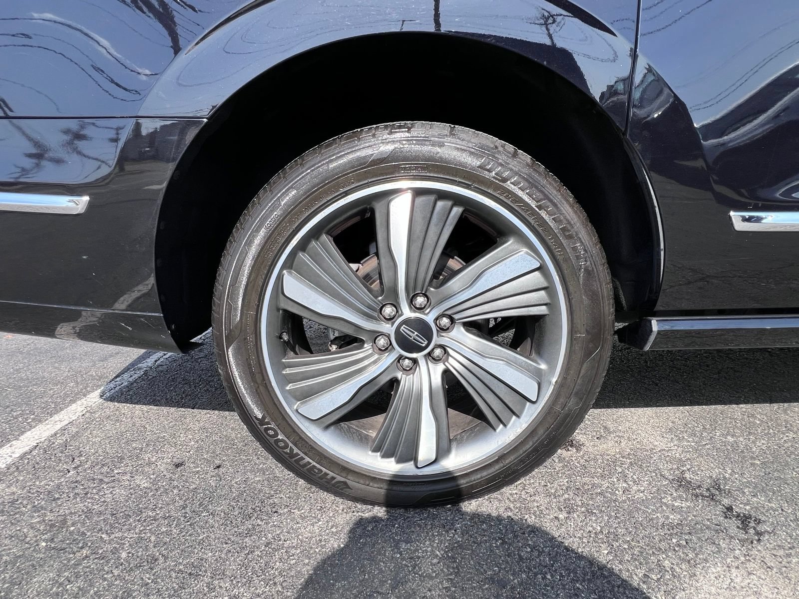 Used 2019 Lincoln Navigator L Reserve AWD/4WD image 77