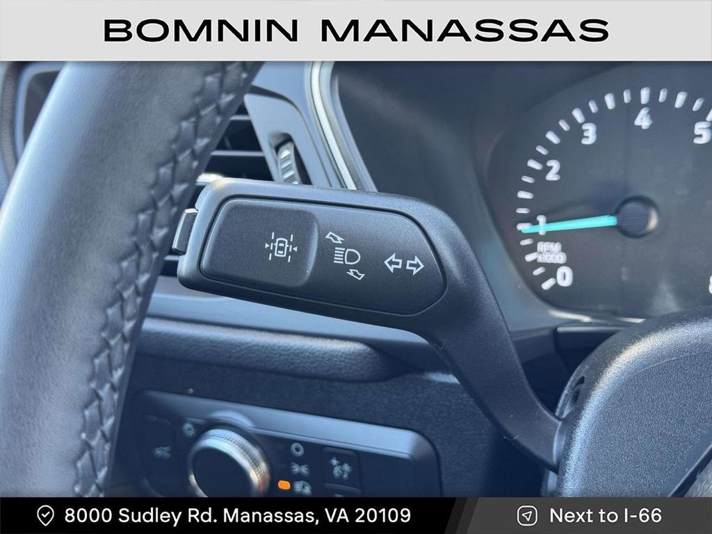 Used 2022 Ford Escape SE w/ SE Sport Appearance Package image 29