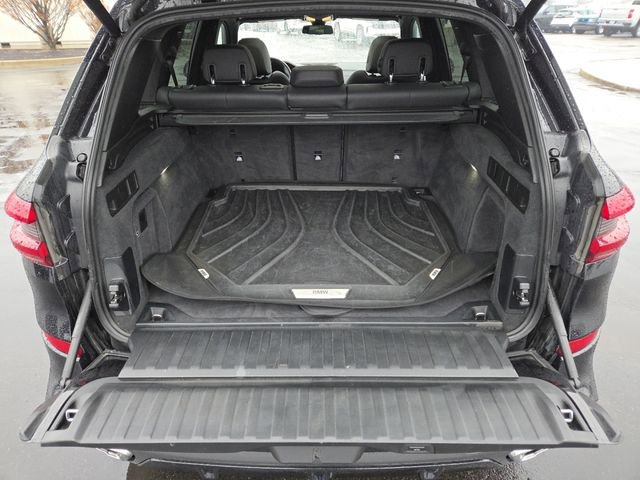 Used 2020 BMW X5 xDrive40i w/ M Sport Package image 28