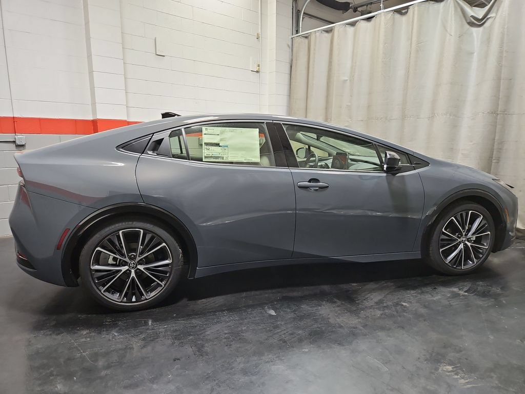 New 2026 Toyota Prius XLE FWD image 8