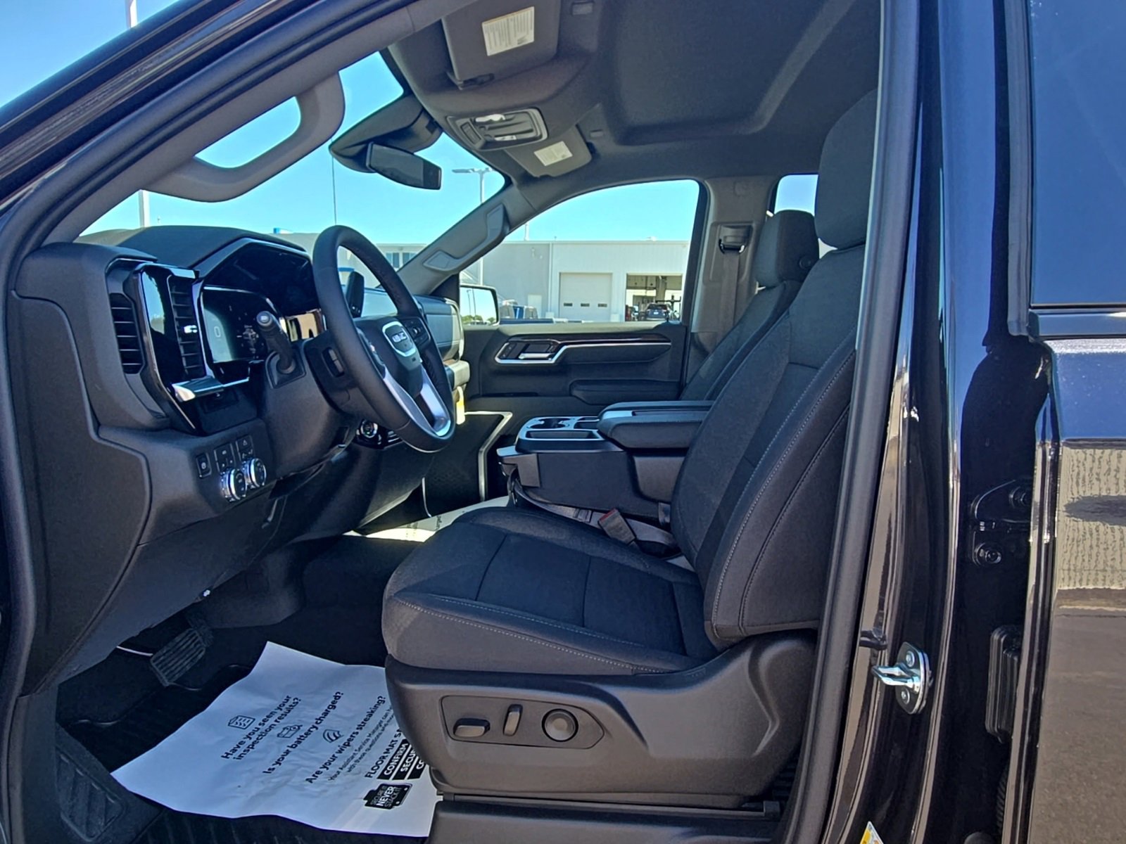 New 2026 GMC Sierra 1500 Elevation image 12