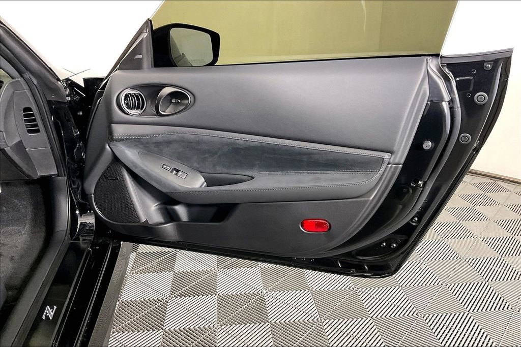 New 2026 Nissan Z Performance w/ Floor Mat Package image 22