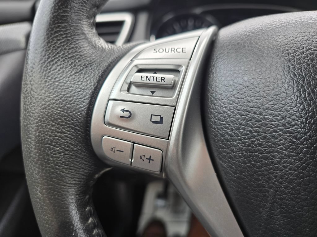 Used 2015 Nissan Rogue SL w/ SL Premium Package AWD/4WD image 15