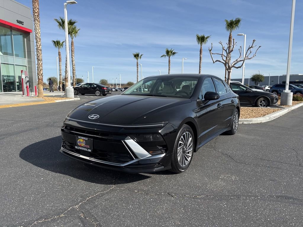 Used 2025 Hyundai Sonata SEL image 2
