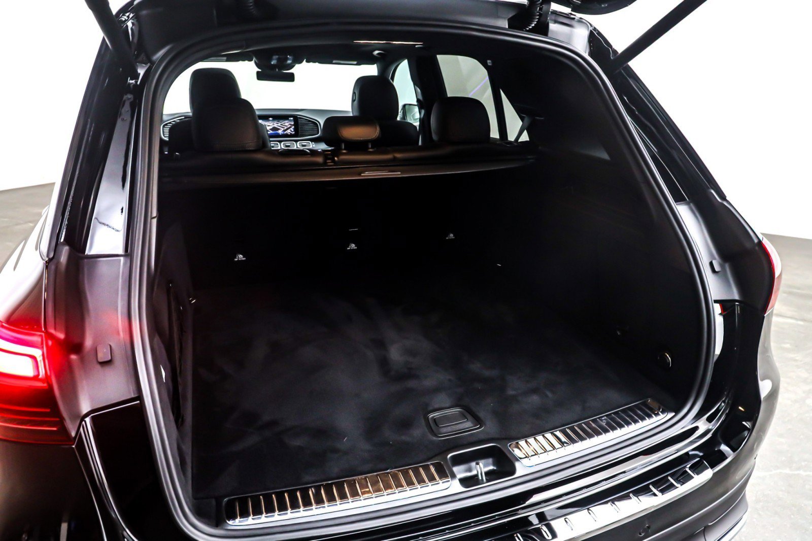 Certified 2025 Mercedes-Benz GLE 350 4MATIC image 24