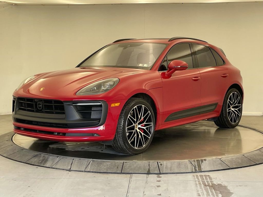 Certified 2022 Porsche Macan GTS image 1