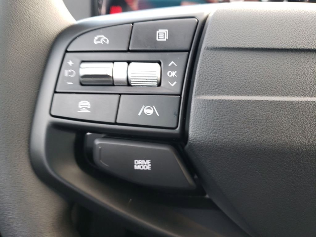 New 2025 Kia K4 LXS image 13