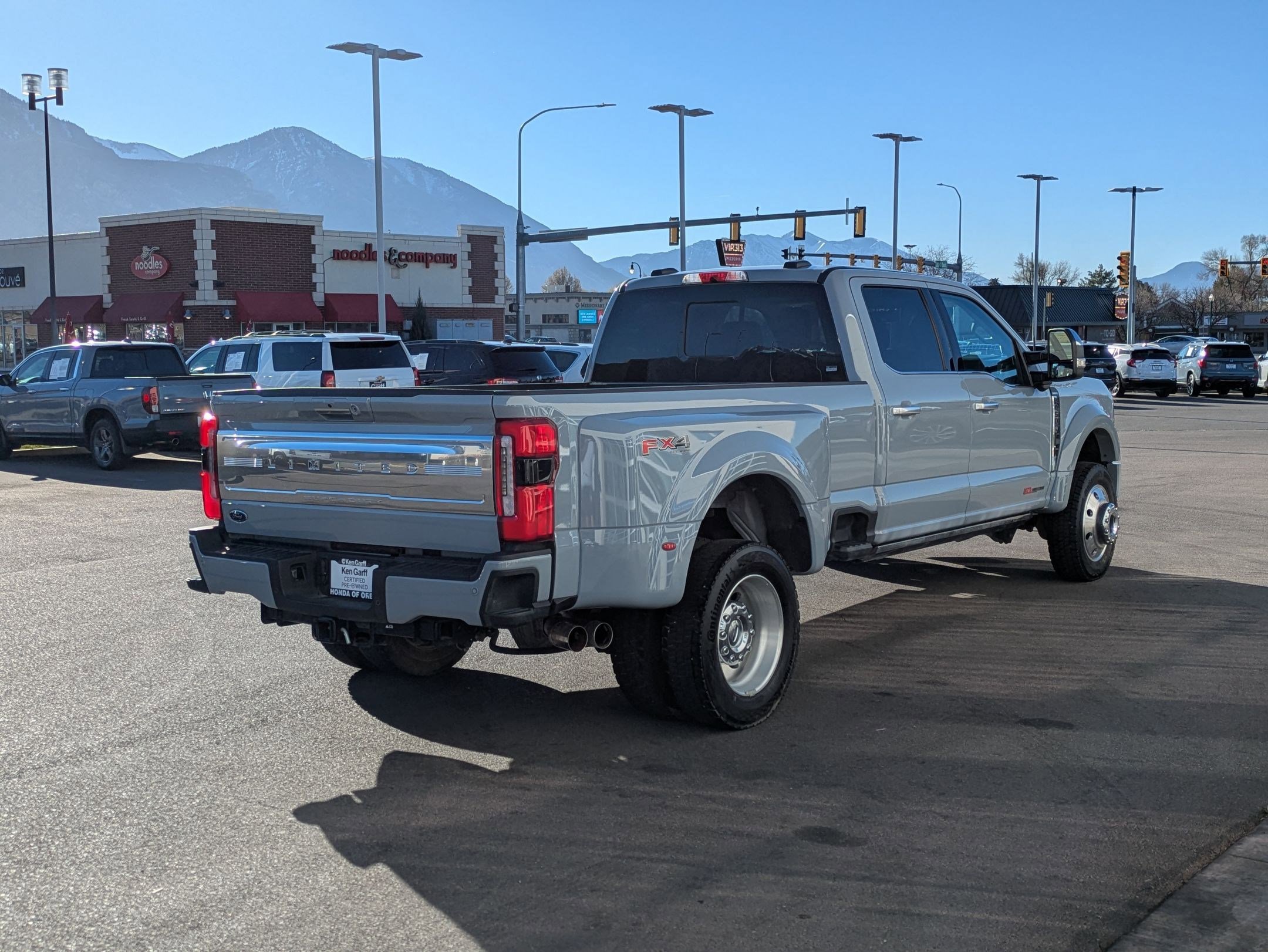 Used 2024 Ford F450 Limited w/ FX4 Off-Road Package image 3