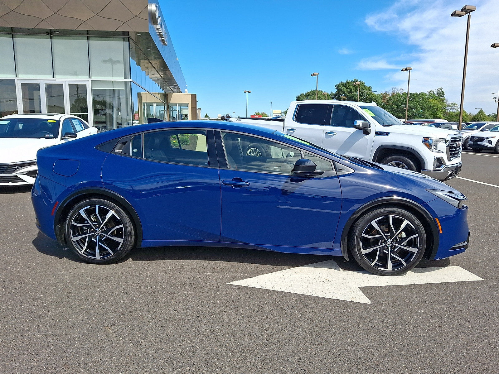 Used 2024 Toyota Prius Prime FWD image 7