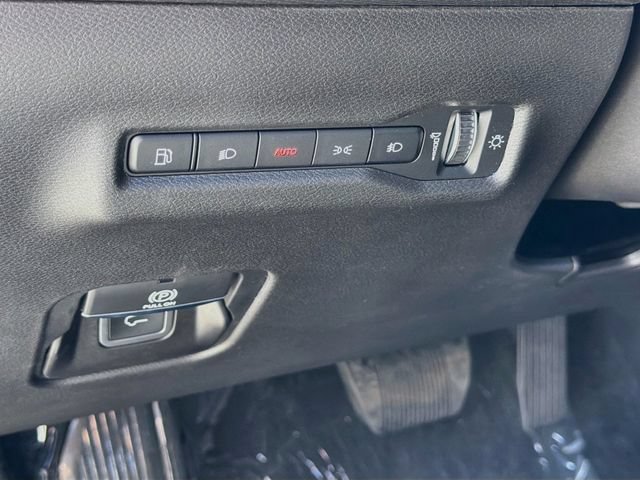 New 2026 Jeep Cherokee Overland w/ Advanced Pro Tech Group AWD/4WD image 11