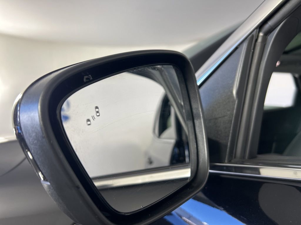 New 2026 Ford Escape Platinum image 9