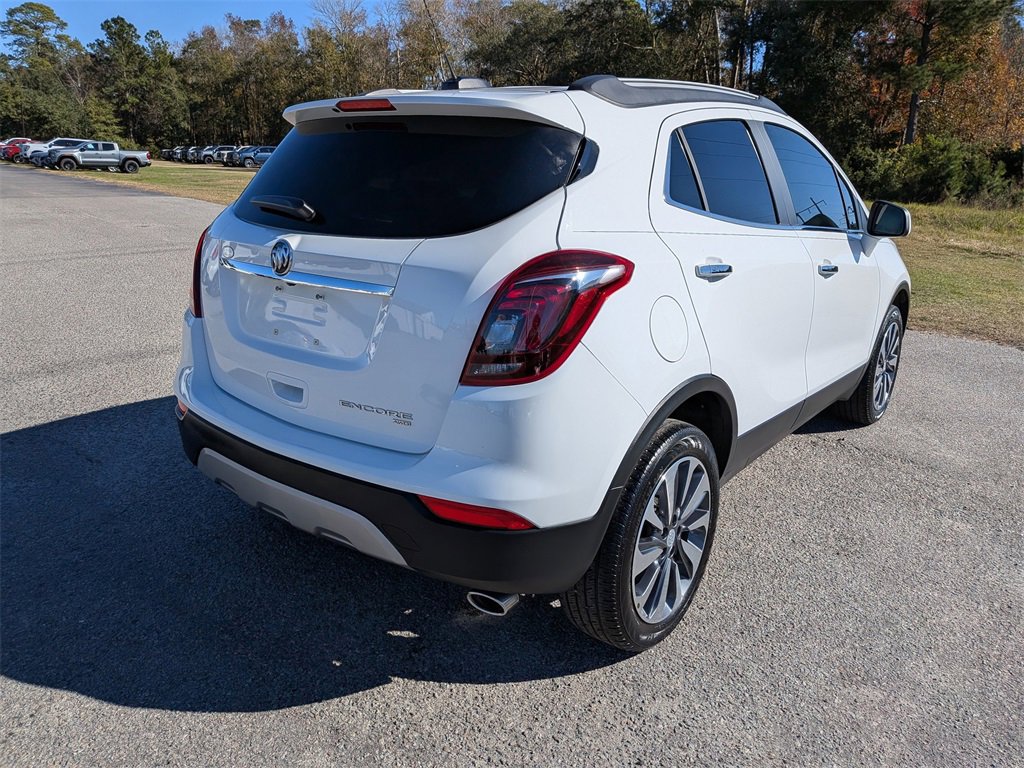 Used 2022 Buick Encore Preferred w/ Safety Package image 4