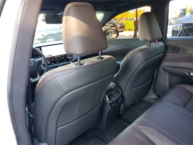 Used 2024 Lexus RX 350h image 12