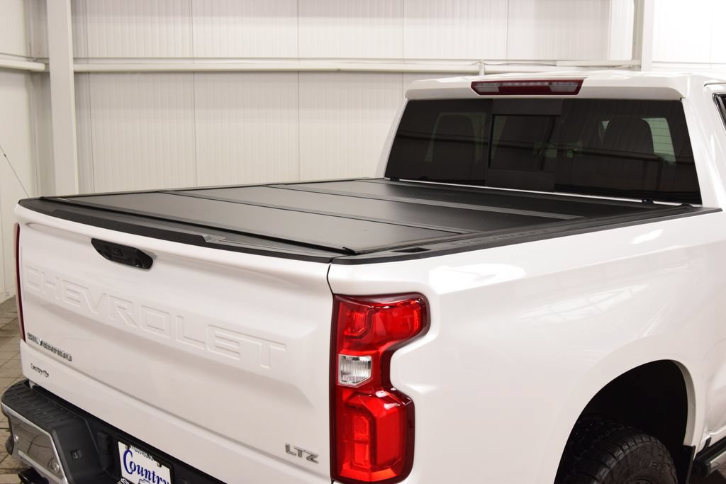 Used 2022 Chevrolet Silverado 1500 LTZ AWD/4WD image 28