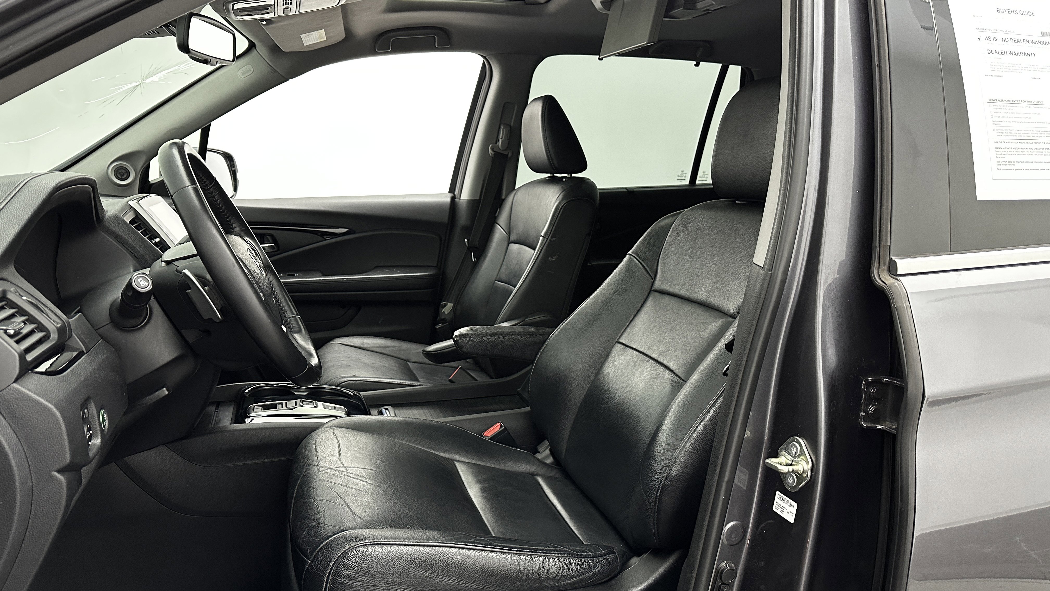 Used 2018 Honda Pilot Touring image 14