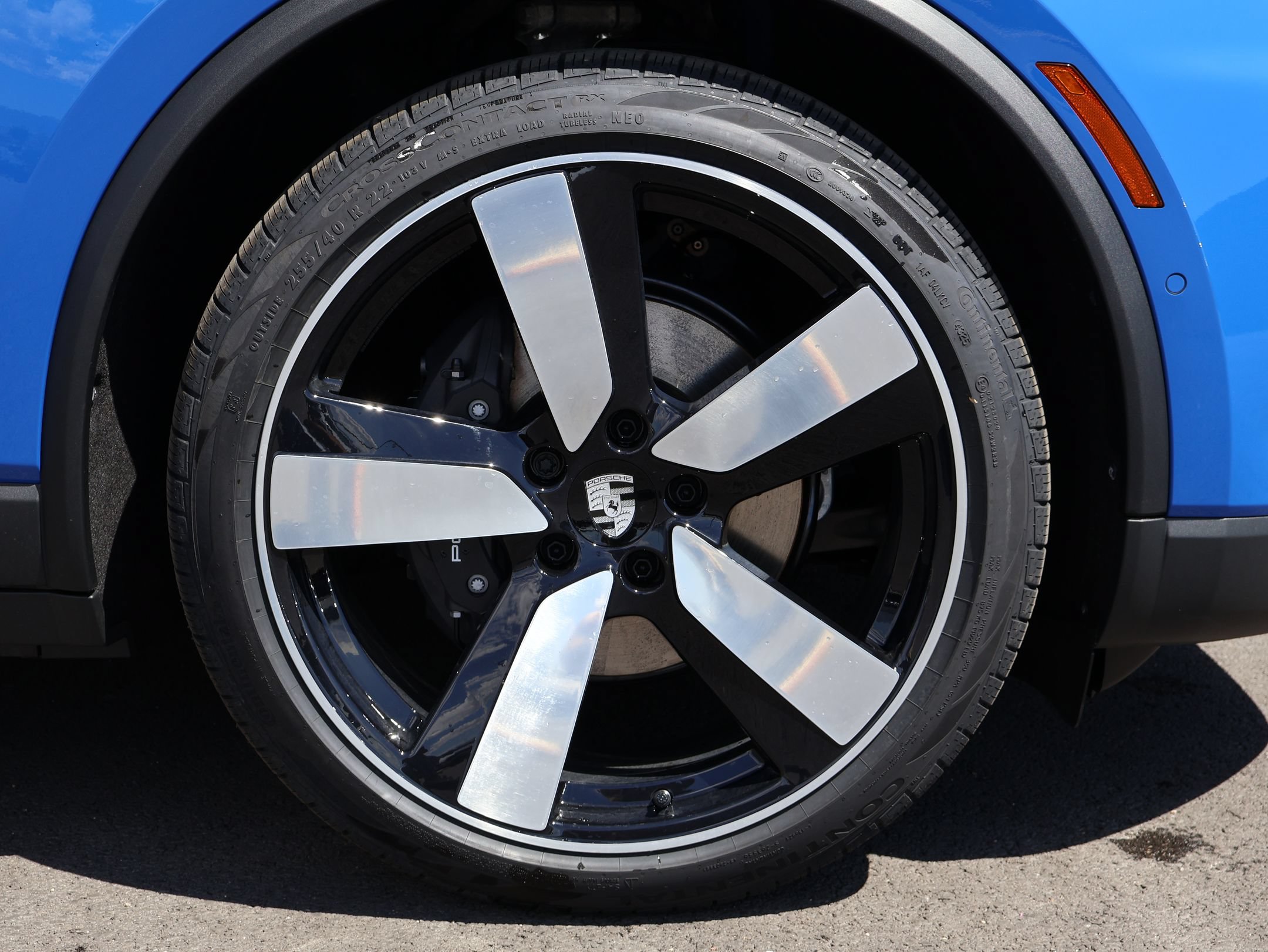 New 2026 Porsche Macan 4 Electric AWD/4WD image 26