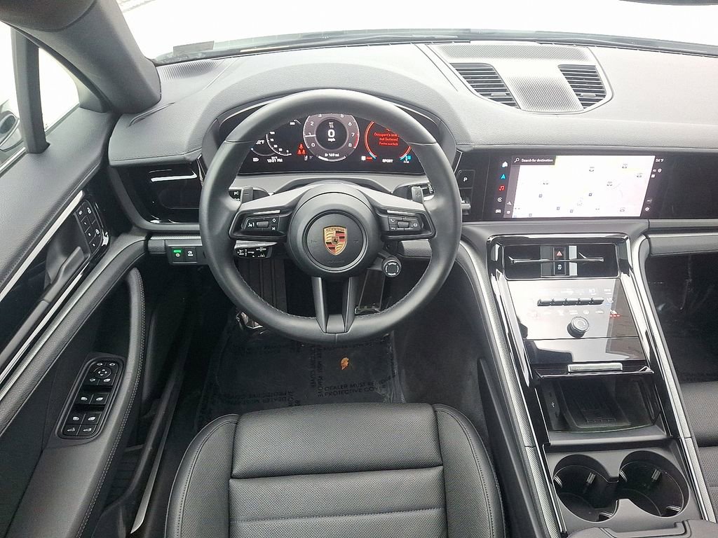 Used 2024 Porsche Panamera image 13
