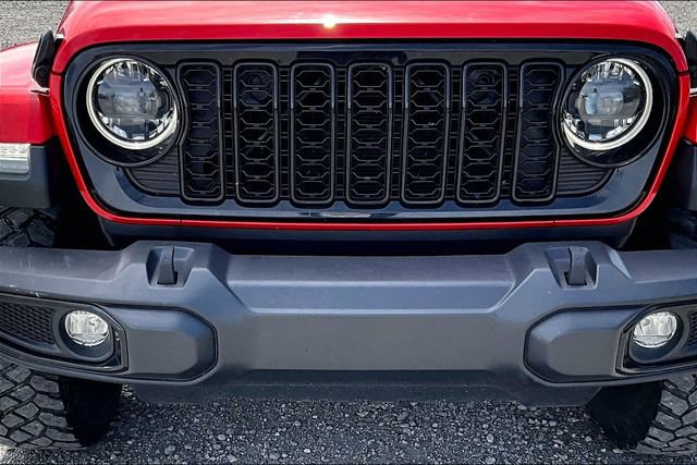 Used 2024 Jeep Gladiator Willys image 28