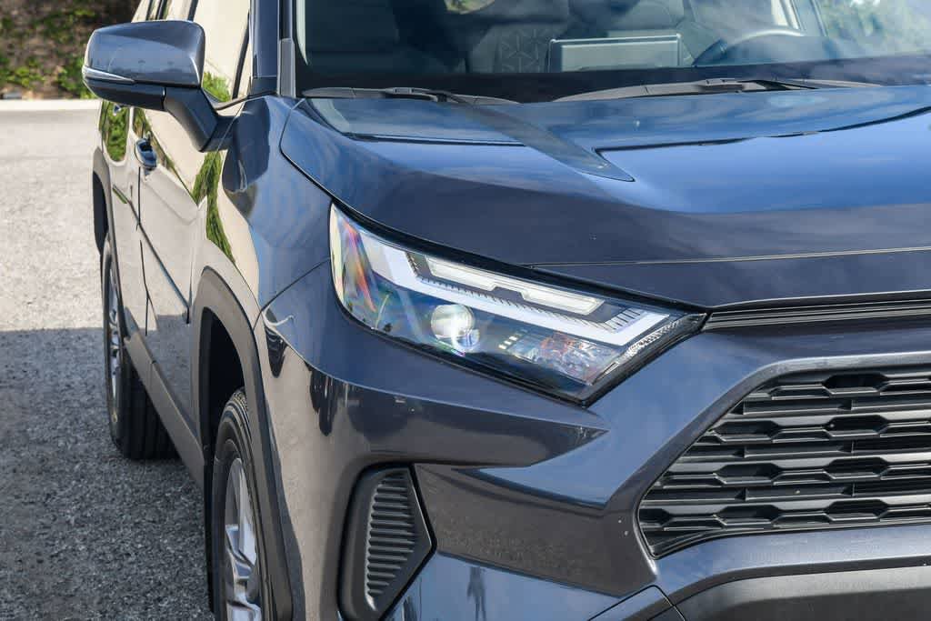 Used 2023 Toyota RAV4 XLE w/ Convenience Package FWD image 4