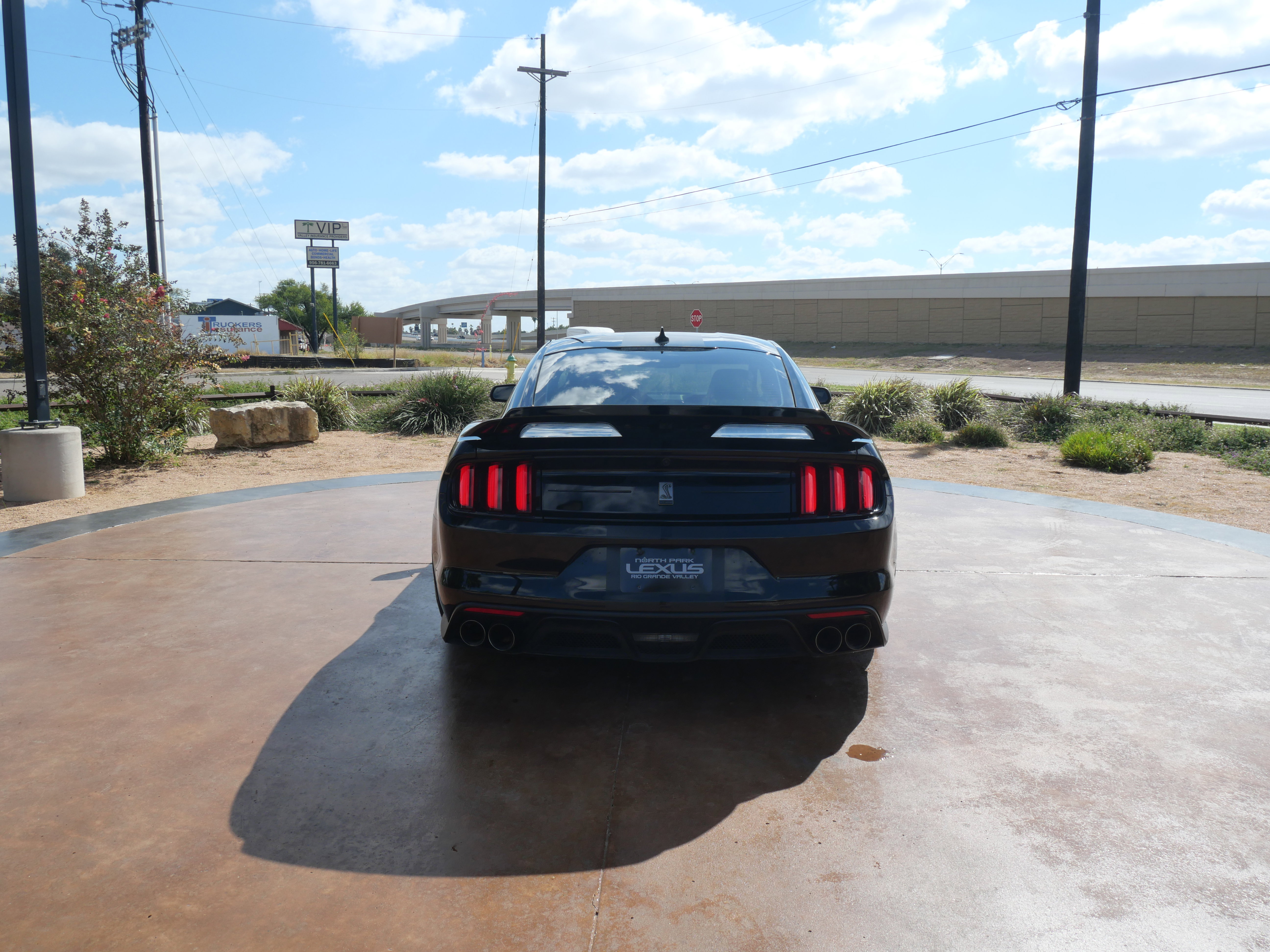 Used 2020 Ford Mustang Shelby GT350 w/ Technology Package image 3