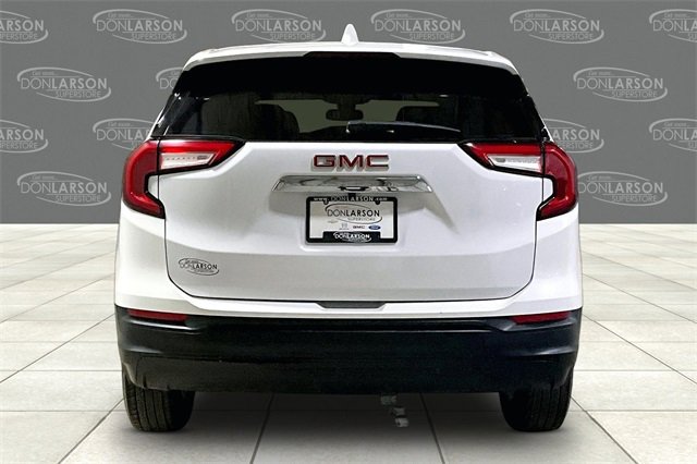 Used 2023 GMC Terrain SLE image 6