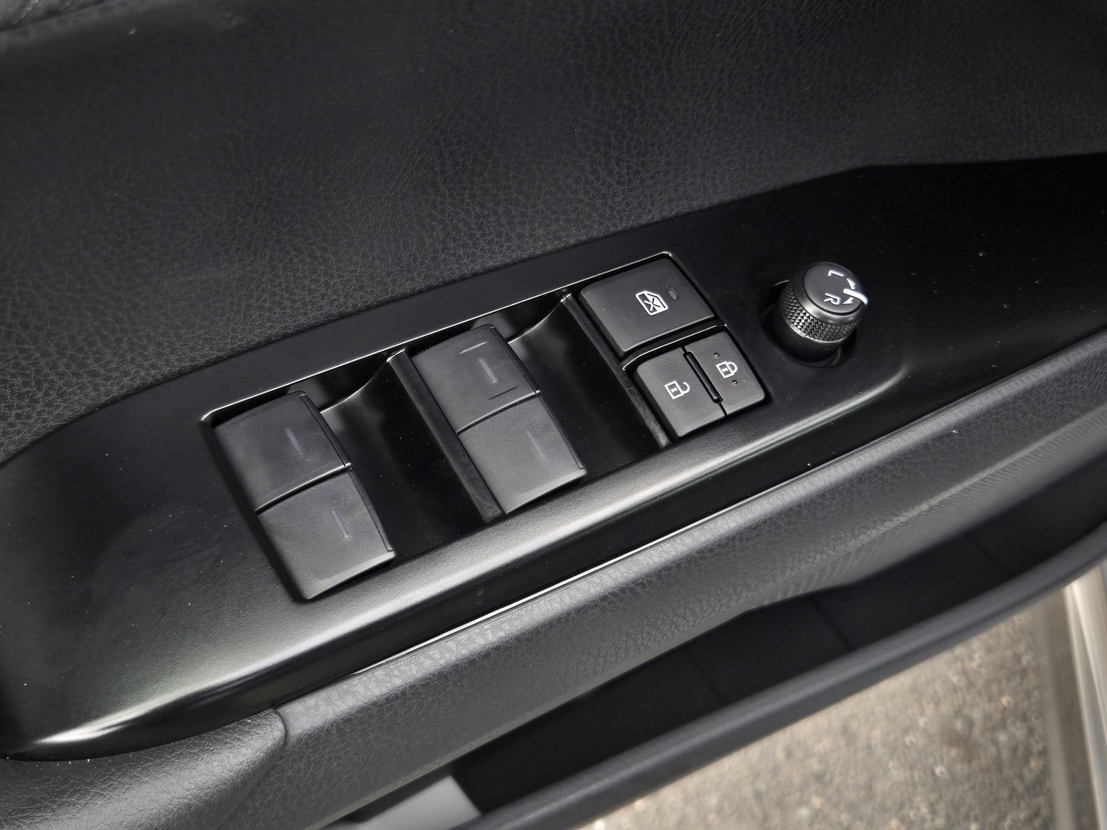 Certified 2026 Toyota Camry SE w/ Convenience Package FWD image 10