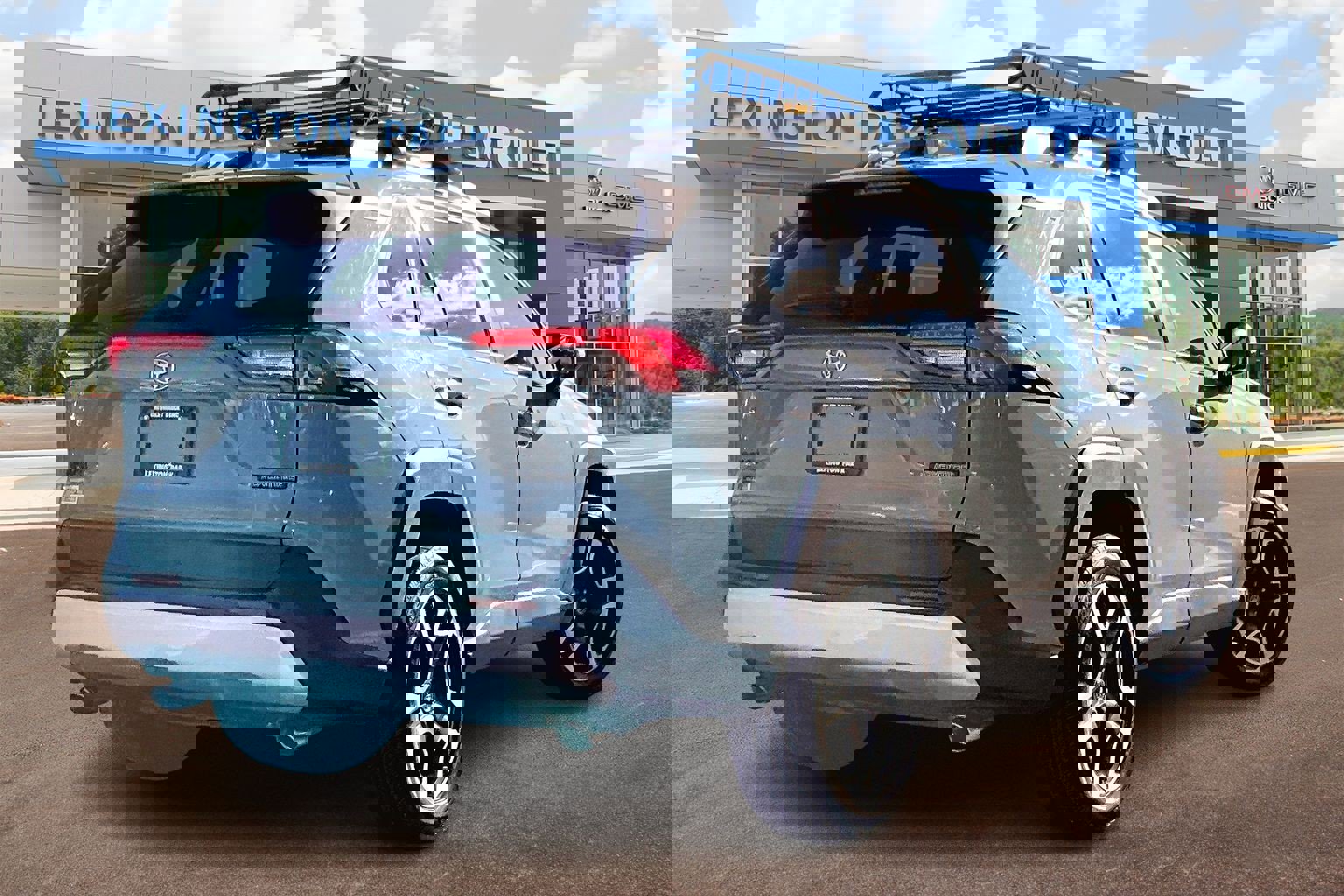 Used 2020 Toyota RAV4 Adventure image 13