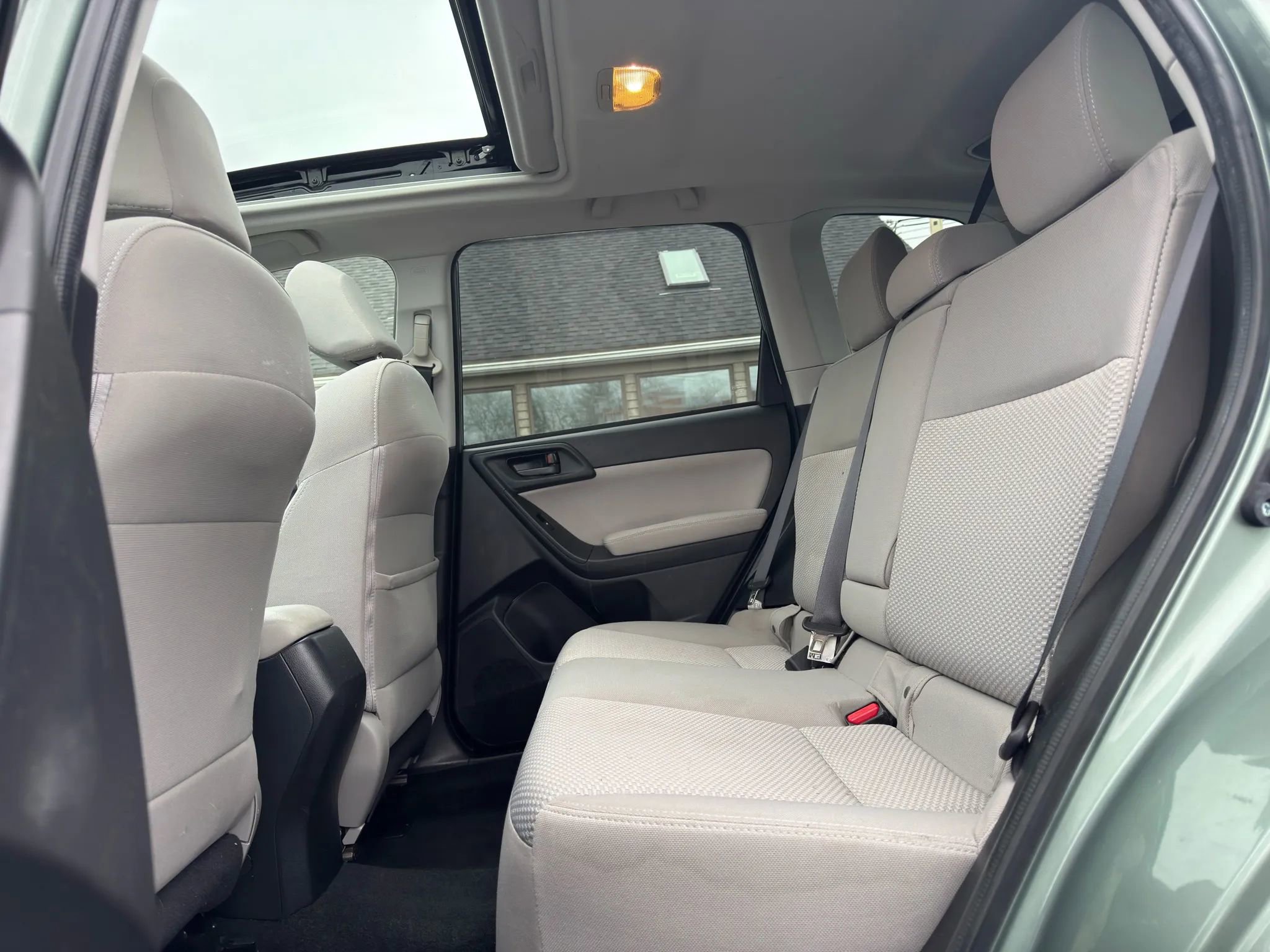 Used 2015 Subaru Forester 2.5i Premium w/ All-Weather Package image 20