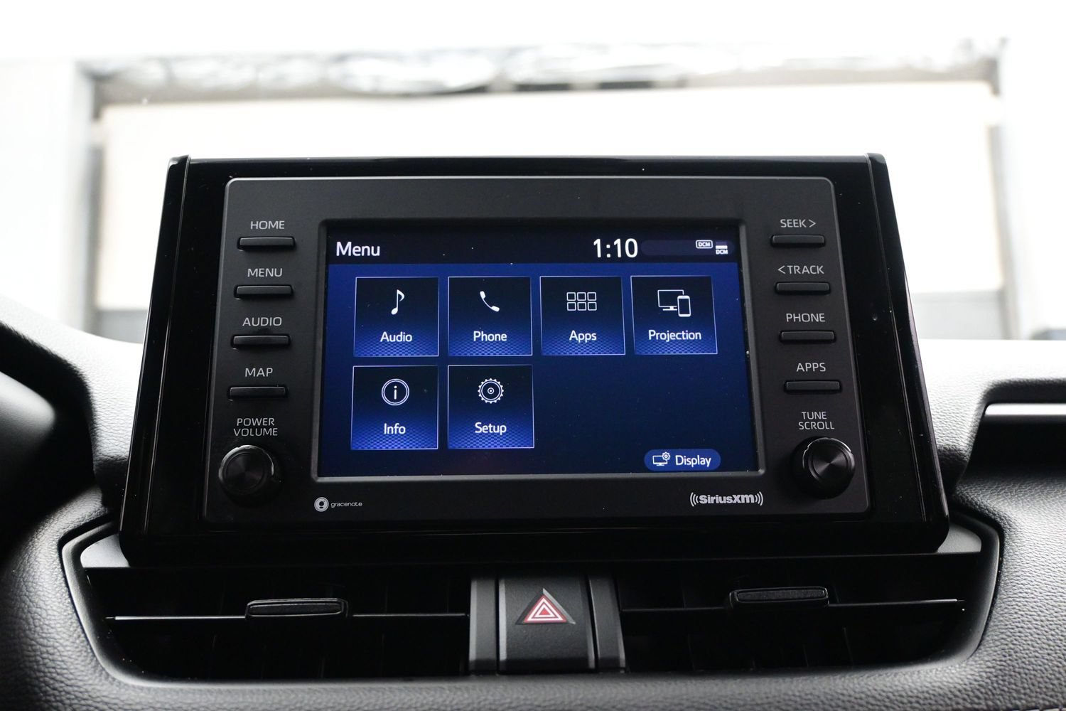 Used 2022 Toyota RAV4 LE AWD/4WD image 18