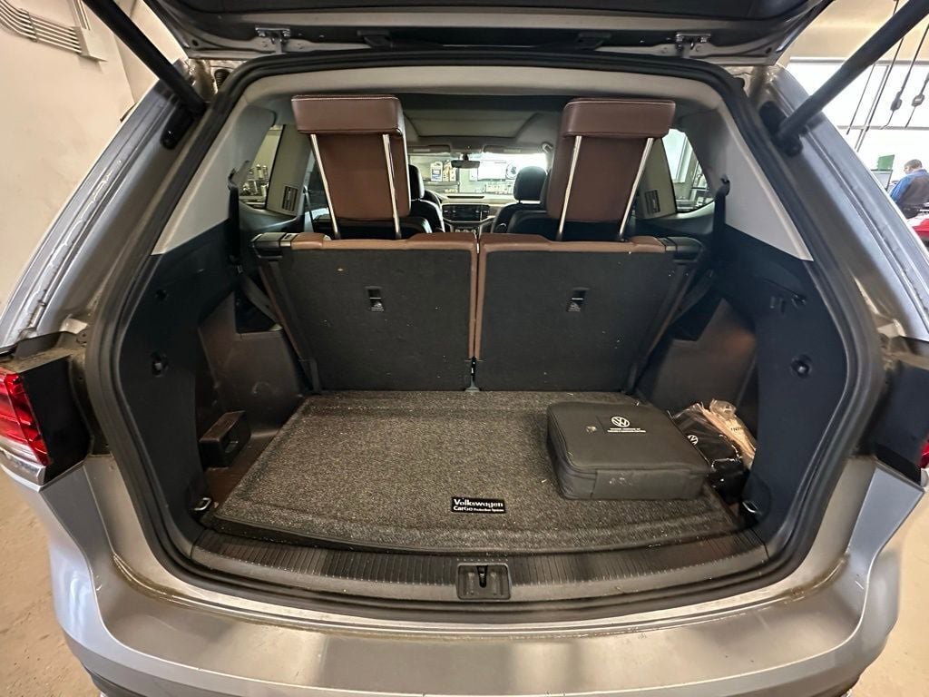 Used 2022 Volkswagen Atlas SE w/ Panoramic Sunroof Package AWD/4WD image 8