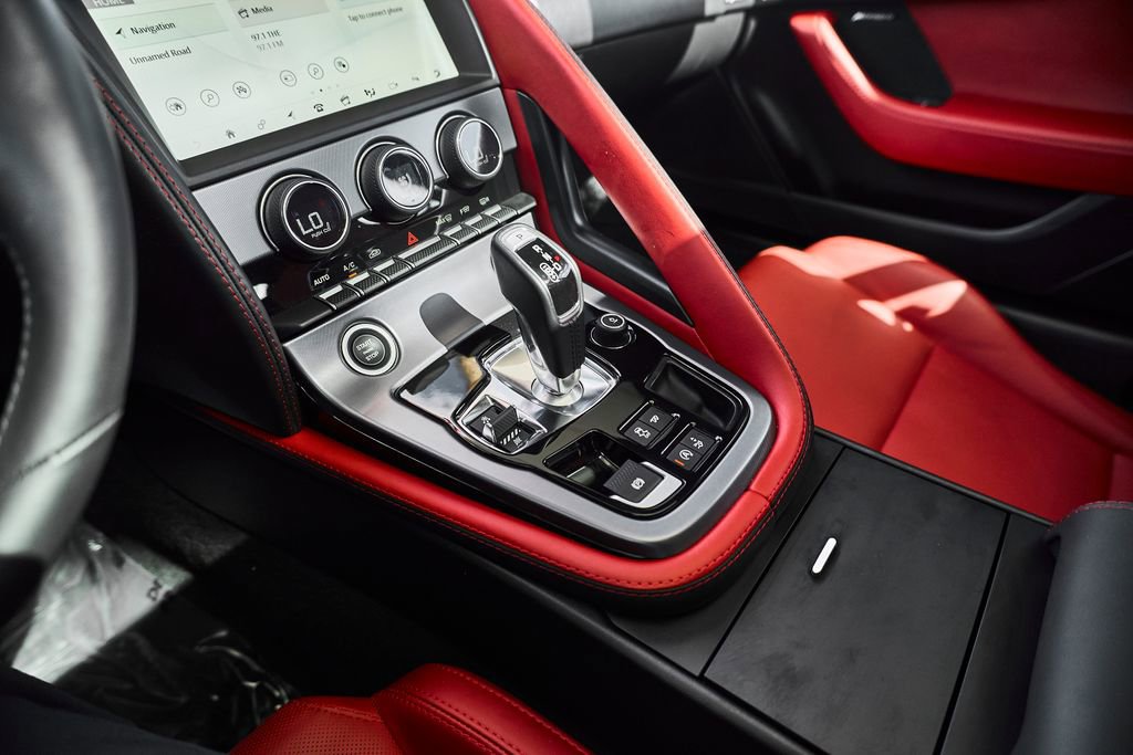 Used 2023 Jaguar F-TYPE Coupe RWD image 31