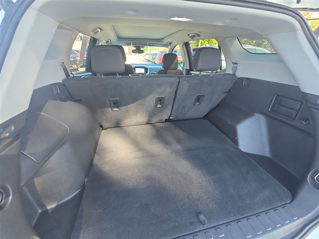 Used 2021 GMC Terrain SLE w/ Driver Convenience Package image 26