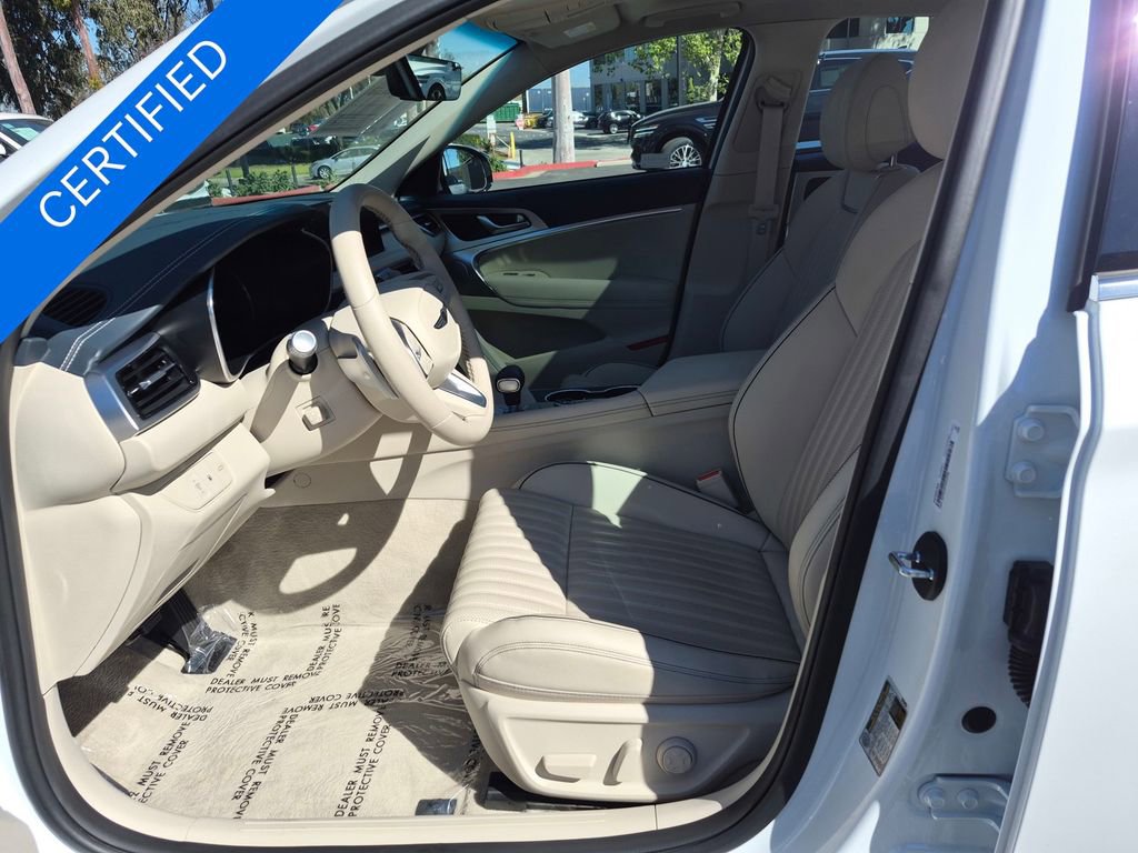 Used 2026 Genesis G70 2.5T Prestige image 12