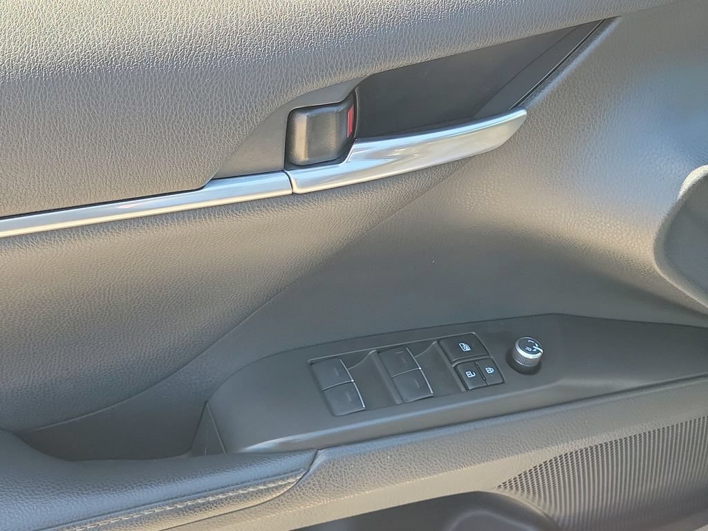 Certified 2023 Toyota Camry XLE FWD image 21