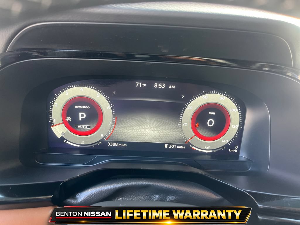Used 2026 Nissan Pathfinder Platinum AWD/4WD image 16