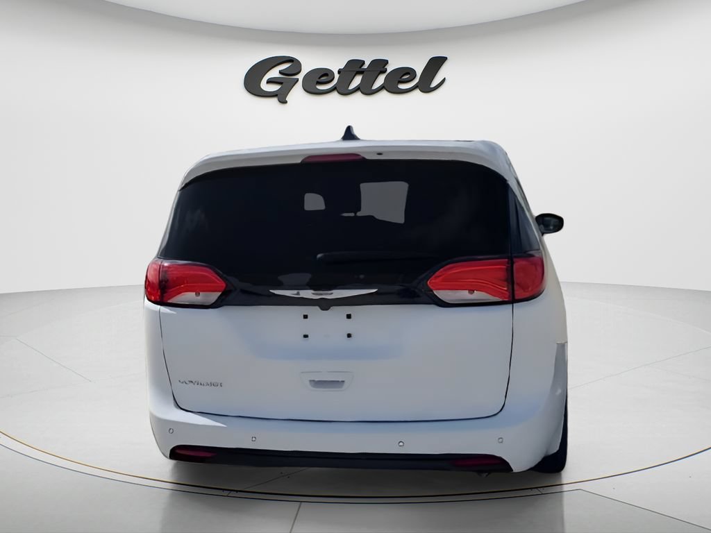 New 2026 Chrysler Voyager LX FWD image 7
