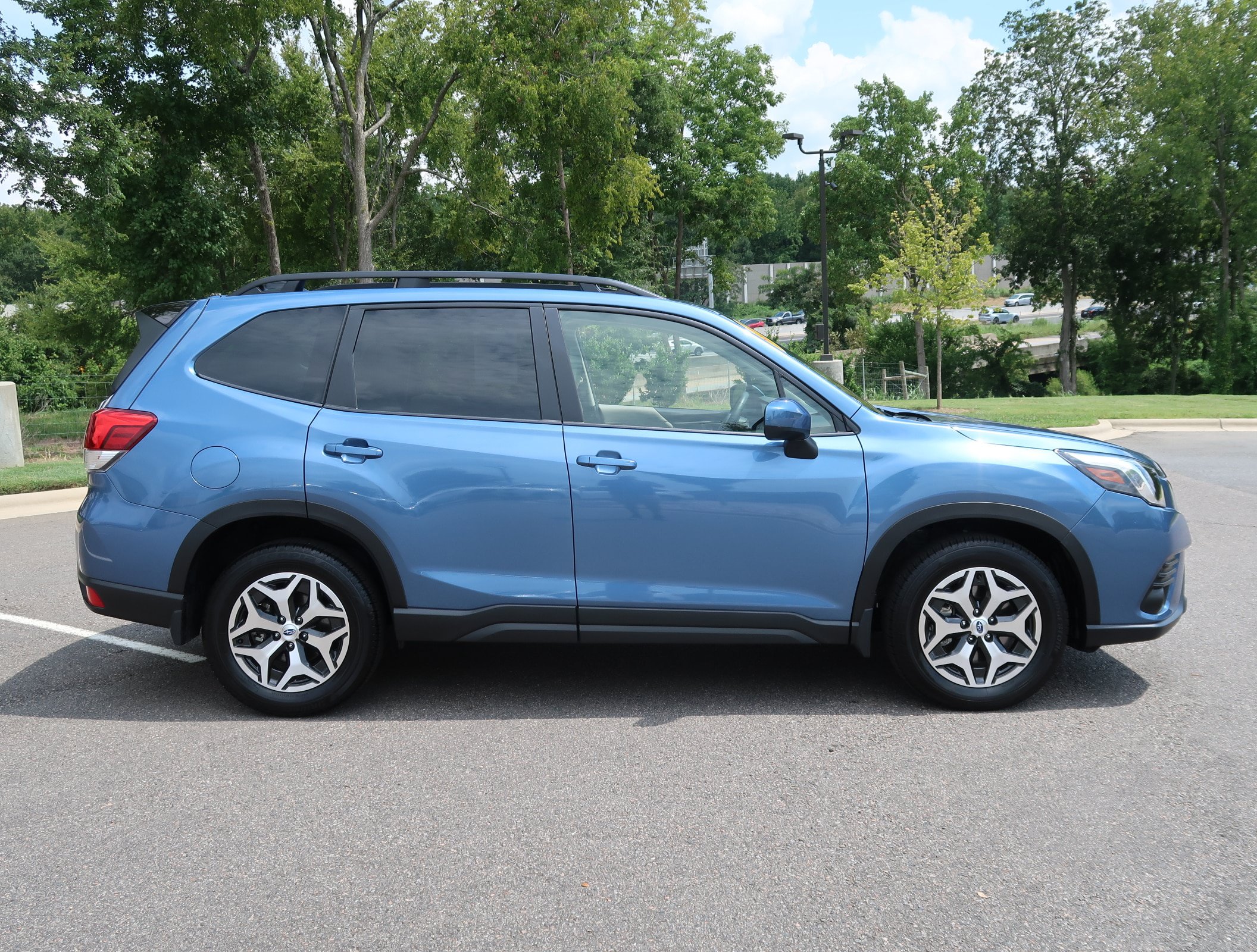 Certified 2024 Subaru Forester Premium AWD/4WD image 9
