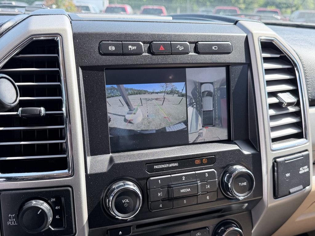 Used 2017 Ford F250 Lariat w/ Lariat Ultimate Package AWD/4WD image 19