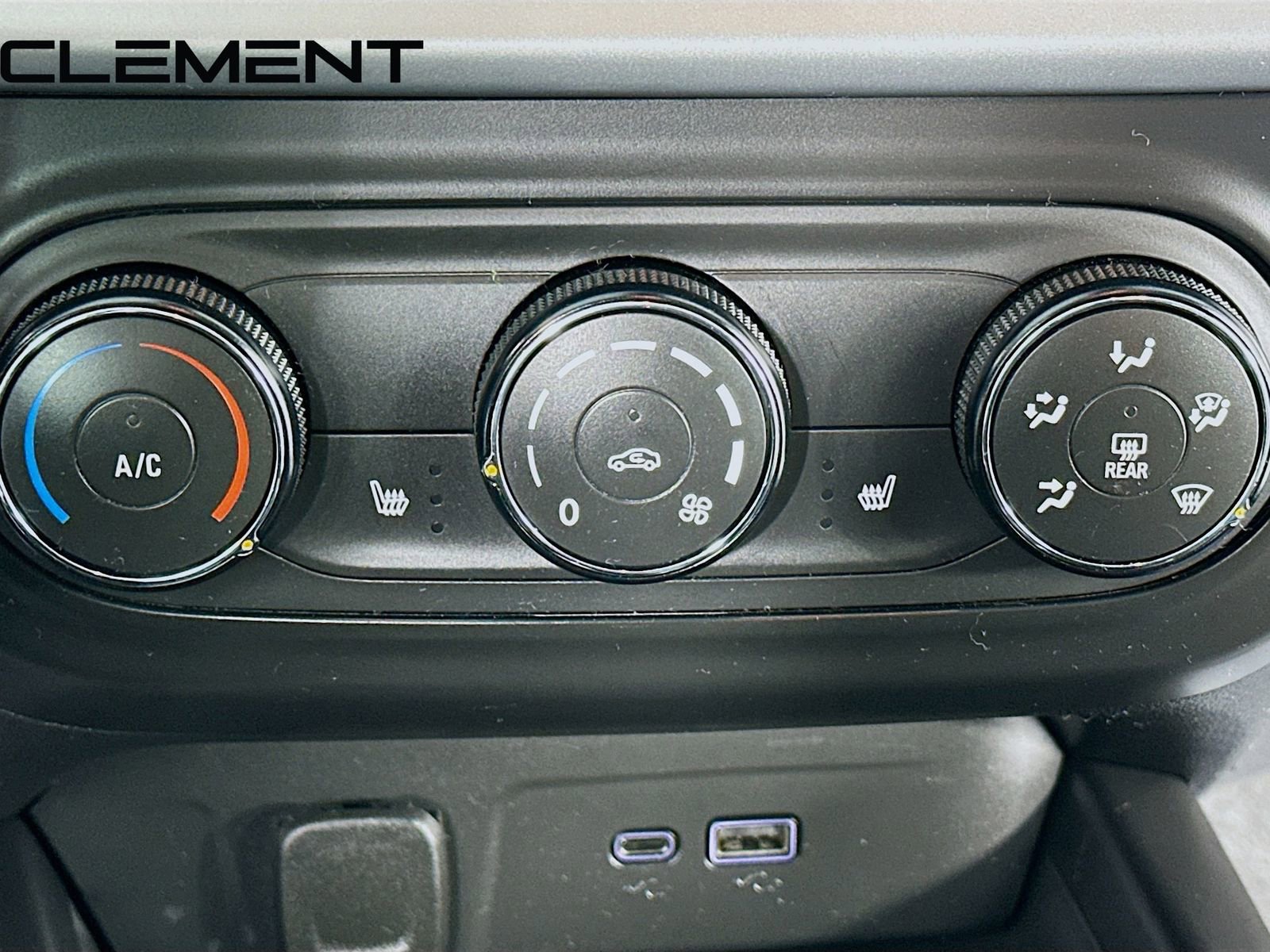 Used 2024 Chevrolet Trax LS w/ LS Convenience Package image 22