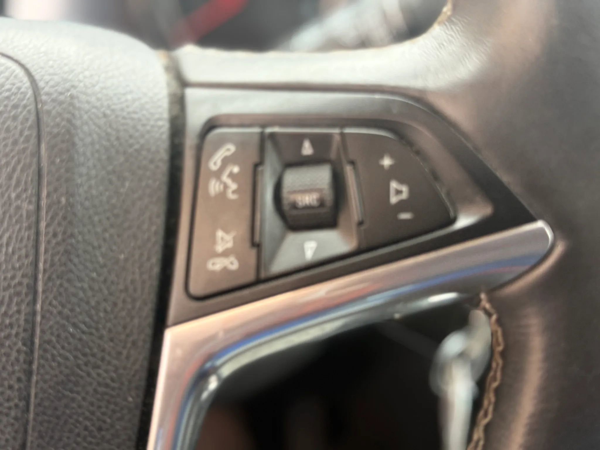 Used 2015 Buick Encore Leather AWD/4WD image 26